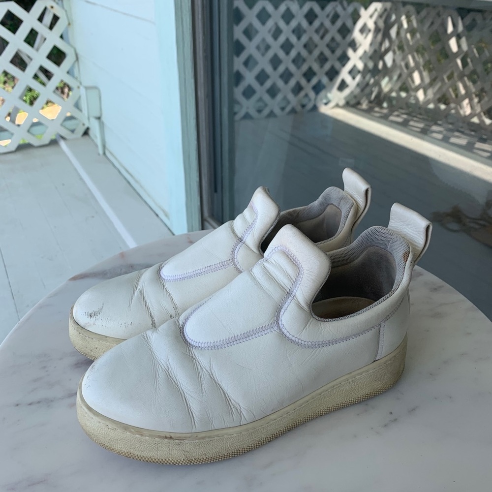 CÉLINE PHILO Runway White leather low sneaker